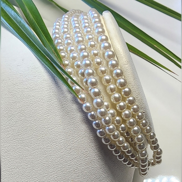 Pearl Braclet Adjustable to fit all sizes Great Gift NWT - Picture 2 of 3